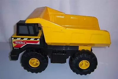 Tonka Mighty Dump Truck 2012 # 354 A Good Fully Working Truck 17   Long • $9.99