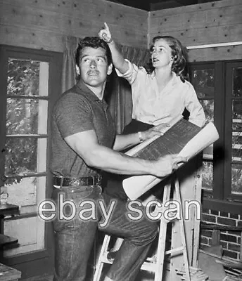 Actress Vera Miles And Husband Gordon Scott Decorate 8x10 Photo  • $14.99