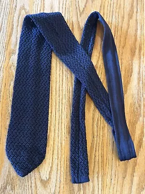 Tom Ford Navy Silk Knit Tie • $80