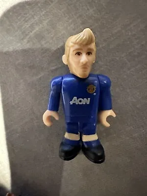 TOPPS Character Building Micro Football Player 2” David De Gea - Stocking Filler • £2.50