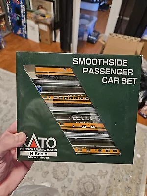 Kato 106-1103 Great Northern Smoothside Passenger 4 Car Set B N Scale Unused!!! • $66