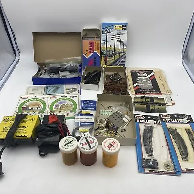 Lot Of Vintage N Gauge Parts Assorted Pieces Track Boxes See Photos. • $75.99