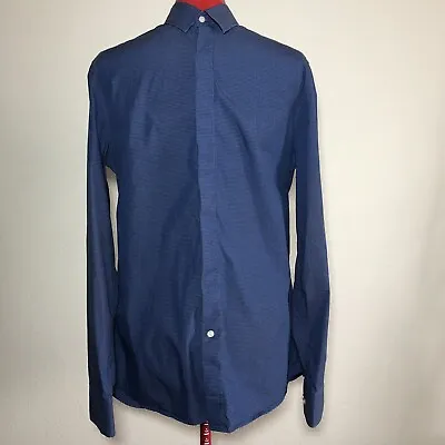 H&M Men’s Blue Checkered Long Sleeve Button Down Size Medium • $2.99