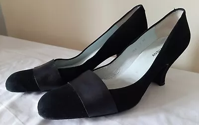 £8.99 • Buy Audley London Suede Leather Heels Size 40 UK 6