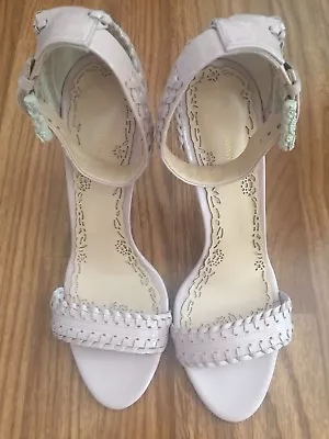 Ladies Designer Marchesa Sierra Patent Leather Nude High Heel Size 41 US Size 10 • $99