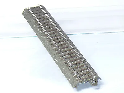 Märklin 24188 C-Track H0 1-Piece Right-Track 188.3MM • $15.50