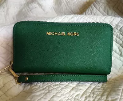 Michael Kors Malachite Jet Set Continental Saffiano Leather IPhone Wallet Av1406 • $120