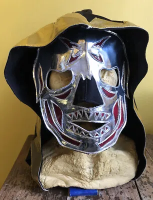 La Parka Wrestling Mask Deportes Martinez Pro-Fit Silver Gold Made In Mexico • $39.95