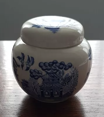 Vintage Sadler Jar With Lid - Oriental Pattern - Blue/White 9 & 1/2 Cm X 10 Cm. • £2