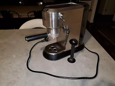DeLonghi Coffee Machine EC685.M • $90