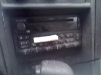 Audio Equipment Radio Am-fm-cassette-cd Single Disc Fits 02-05 EXPLORER 23536249 • $71