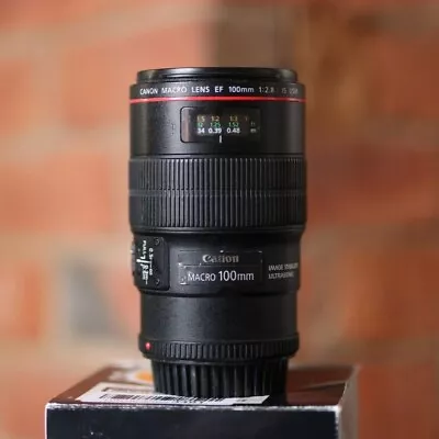 Canon EF 100mm F/2.8L Macro IS USM Lens • £439.99