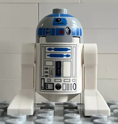 £2.40 • Buy LEGO Star Wars Minifigure Sw0217 R2-D2 Astromech Droid - 10198 9493 8038 7877