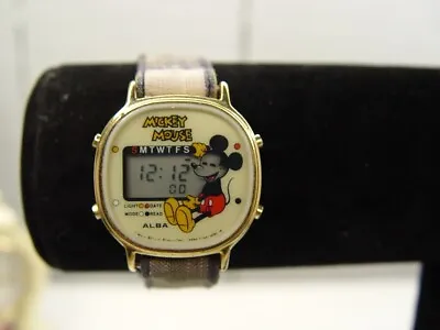 Vintage Alba Y744-5000 Mickey Mouse Watch • $60