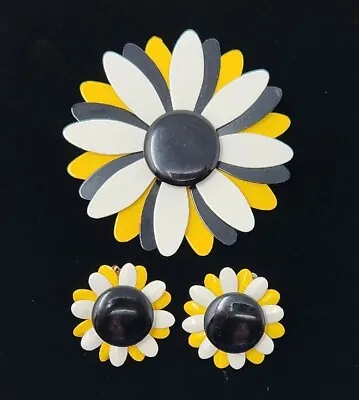 £29.50 • Buy Vintage Mod Enamel Flower Brooch Pin & Clip Earrings Set Yellow Black White 60's