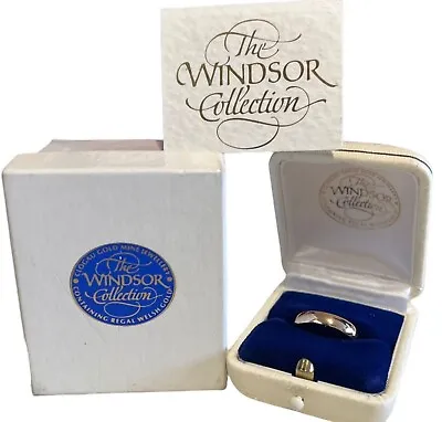 £750 • Buy Welsh Clogau Yellow Gold 18ct Windsor Wedding Ring