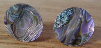 Vintage Unmarked Gold Tone Abalone Shell Round Cufflinks 1  • $9.60
