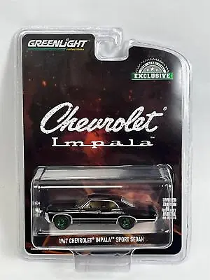 1967 Chevrolet Impala Sport Sedan Chase Model 1:64 Scale Greenlight 30333 • $42.53