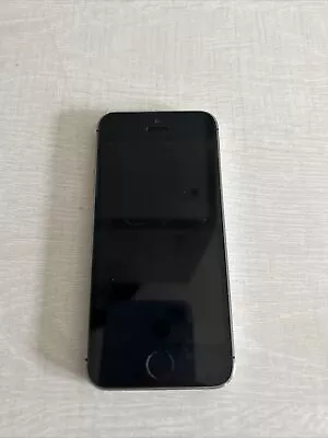 Apple ME435B/A IPhone 5S 32GB  (Unlocked) Smartphone - Space Grey • £15