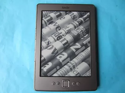 Amazon Kindle 6  E-Reader 4th Gen. 2GB. Grey/Silver Model D01100 Fast Free Post • £19.95