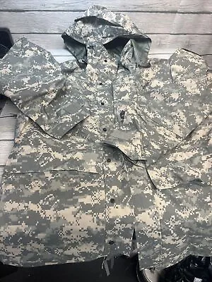 US Military Cold Weather GORE-TEX Camouflage Parka Sz Medium • $75