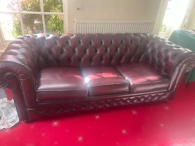 Thomas Lloyd 3 Seater Ox Blood Chesterfield Sofa Bed • £300