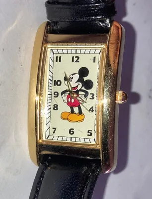 $79.99 • Buy LI 2004 Fossil Disney Mickey Mouse Mens Quartz Watch Working Curved