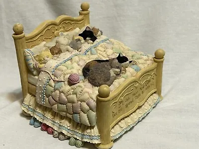 Vtg San Francisco Music Box Co 1995 Marjorie Sarnat “Nine Lives” Cats In Bed￼￼ • $47.97