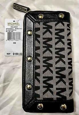 NEW WITH TAG - Michael Kors Delancy Black Wallet • $85