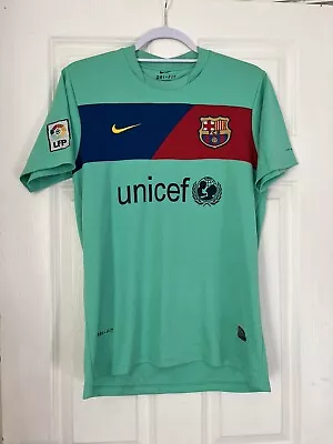 Barcelona Away Shirt  David Villa On Back 2010-11 Size XL • £60