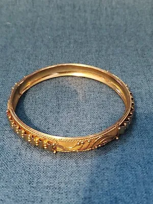 Vintage Gold Tone Bangle Bracelet • $11.84