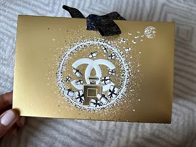 Empty Golden CHANEL Gift Bag Box With Ribbon  (18x12x7cm) • £9
