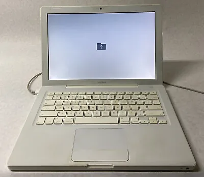 Apple A1181 2007 MacBook 1GB RAM White Laptop FOR PARTS NO HDD NO BATTERY NO PSU • $19.99