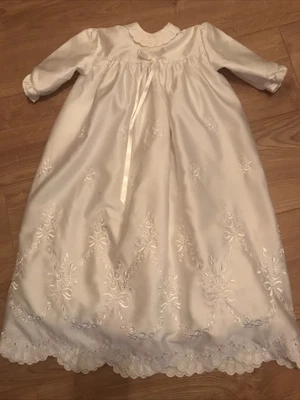 £4.99 • Buy Christening Gown Aged 6 Months