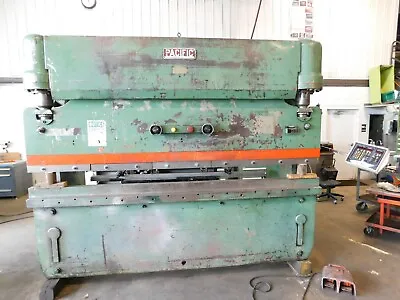 PACIFIC HYDRAULIC PRESS BRAKE MODEL J-110-10 New 1978 • $25000