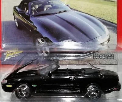 $7.99 • Buy Johnny Lightning 00 2000 Jaguar Convertible Modern Muscle Collectible Car Black