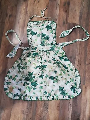 Vintage Kitchen Bib Apron Green White Floral With Pocket • $3.99