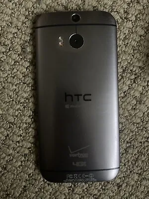 HTC One M8 - 32GB - Glacial Silver (Verizon) Smartphone • $40