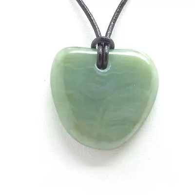 $47.96 • Buy Siberian:Jade Pebble Pendant Green Nephrite Jade Stone Necklace Siberia #54