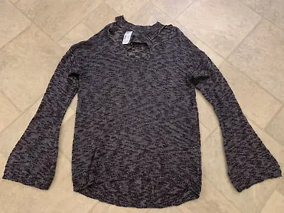 NEW Maurices Gray Long Sleeve Sweater W/ Cross Over  V Neck Size M • $19.99