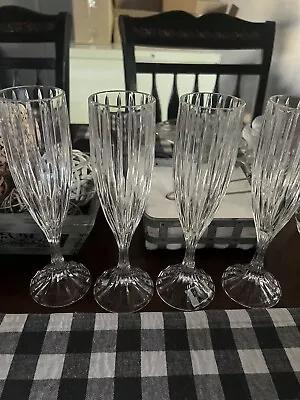 Mikasa PARK LANE Crystal Champagne Flutes Vertical Design 4 Glasses 8.75  High • $75