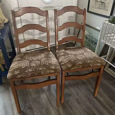 Vintage Pair Of Folding Chairs Wood Ladderback Upholstered Seat Sturdy  • $99.99