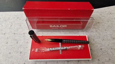 £160.22 • Buy Sailor - 1319 Fountain Pen  Gold From Swiss Bank  14K Gold Nib