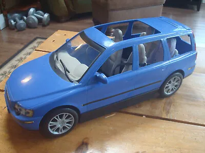 2003 Plastic Blue Barbie Volvo V70 T8 Station Wagon • $70.70
