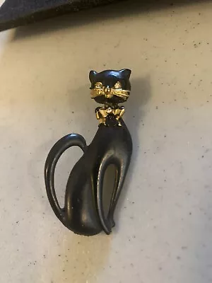 Vintage Cute Black Cat Enamel Rhinestone Eyes Mid Century Brooch Pin • $9.95