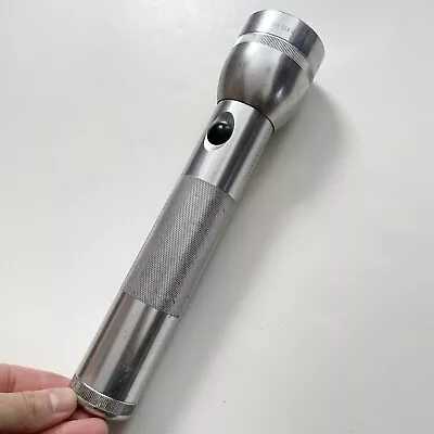 Mag-Lite 10  2 D Battery Silver Flashlight Maglite Maglight Made In USA Tested • $16.99