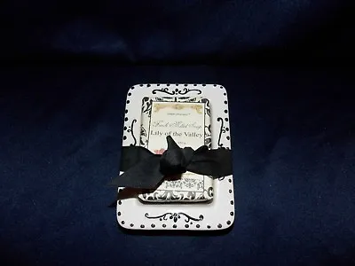 Vtg NOS Simple Pleasures Lily Of The Valley Bar Soap & Soap Dish Black & White • £12.54