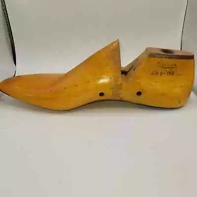 Cobblers Wooden Shoe Last ~ 7C ~ Woodright ~ Jun 4 – 1964 ~ Metal Heel/ Toe • $15