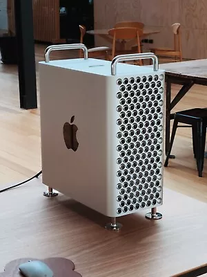 Apple Mac Pro 2019 • $3050