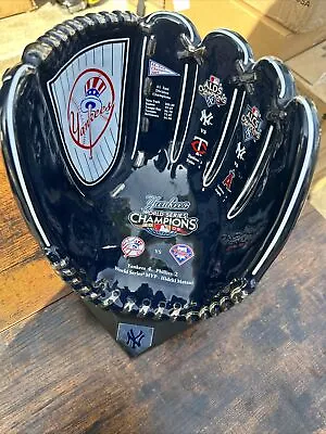 Yankees 2009 Champions Commemorative Danbury Mint  Ceramic  Glove • $100